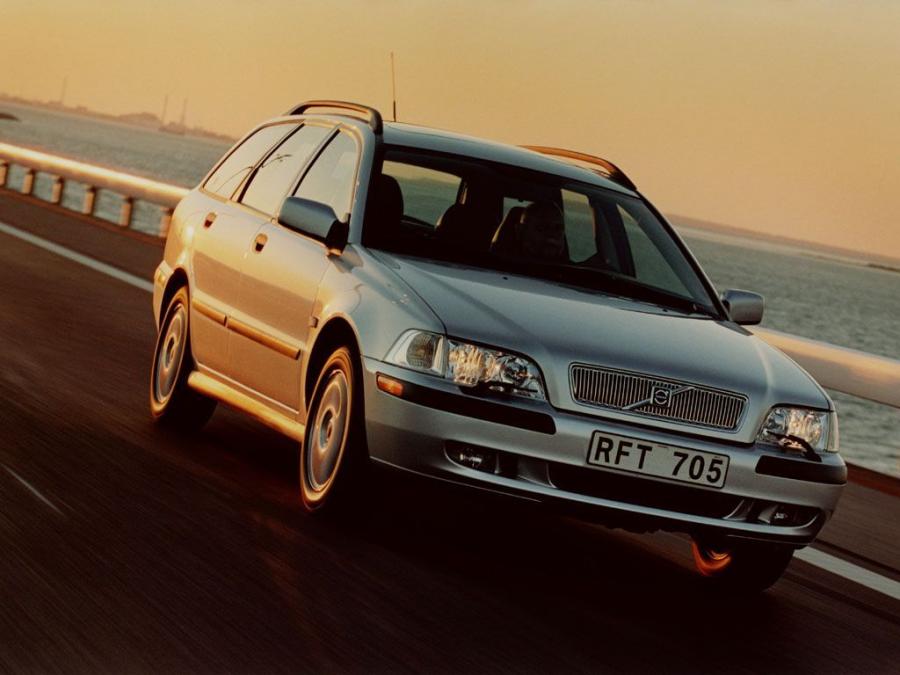 Volvo V40 '1999